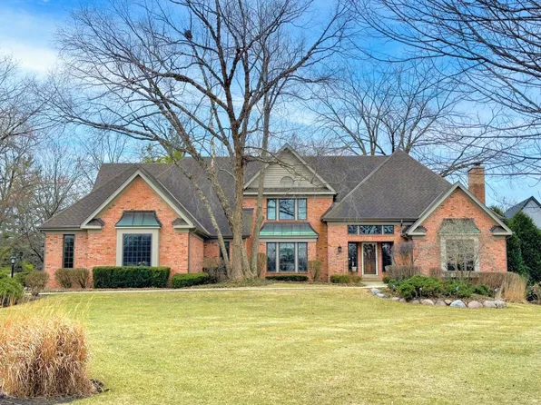10 Blanchard Cir, South Barrington, IL 60010