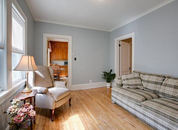 3rd image of 4132 45th Ave S
