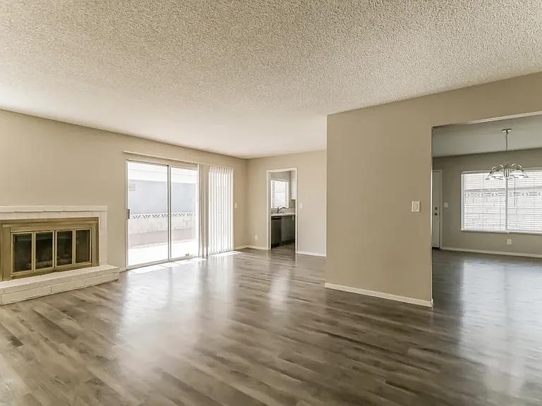 4434 Honeycomb Dr — Photo 1