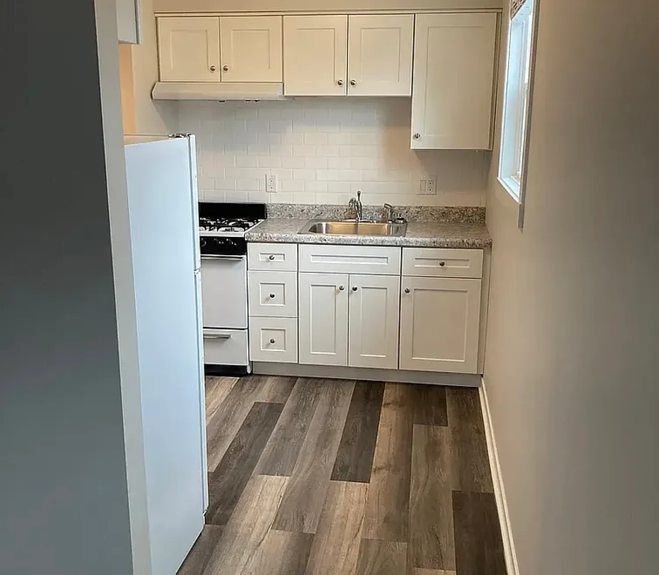 1 bed, 600 sqft, $700 — Photo 1