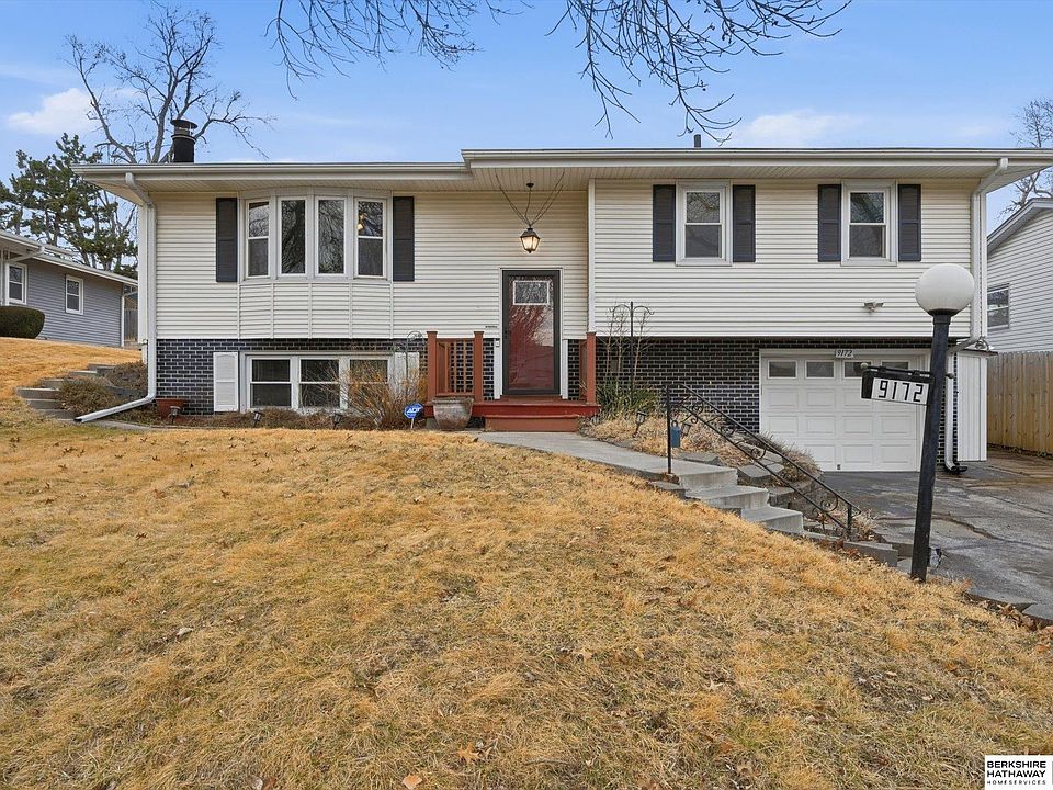 1st image of 9172 Manderson St