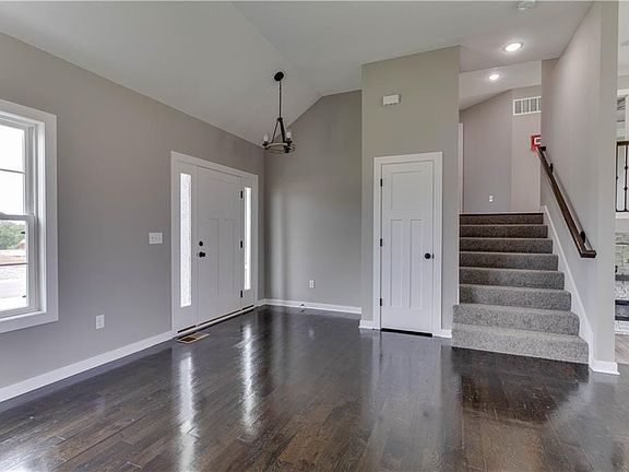 5th image of 4704 Woodland Shores Ct