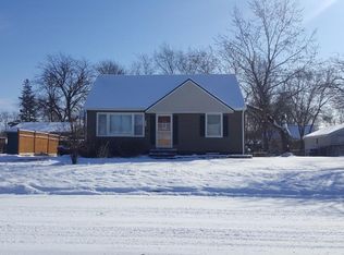 5057 Clearview St NE, Fridley, MN 55421