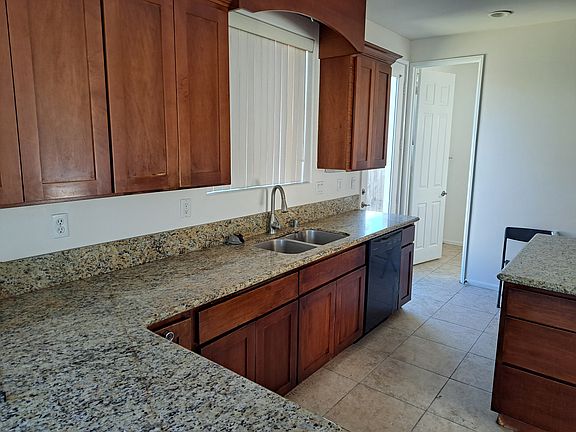 4th image of 3645 Sunset Ln