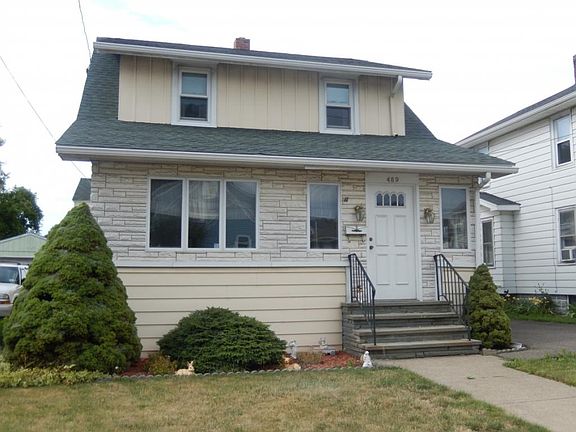 2nd image of 489 Grand Ave