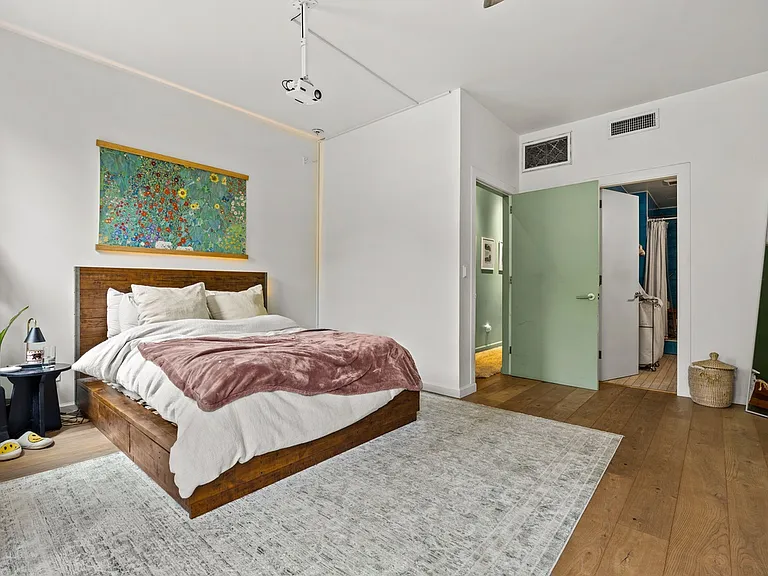 286 Hancock St #2 — Photo 6
