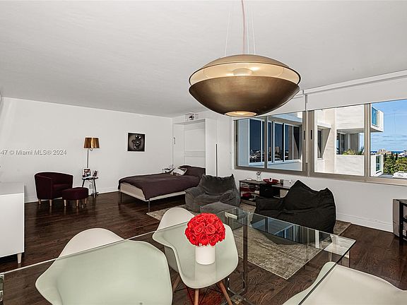 3rd image of 1200 West Ave APT 1012