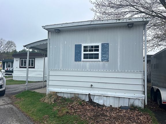 2nd image of 239 Ayer Rd #11