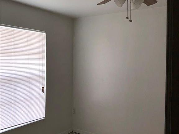 4th image of 1001 Country Club Blvd #1003