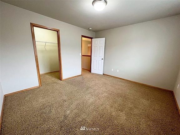 5th image of 7011 Bailey St SE
