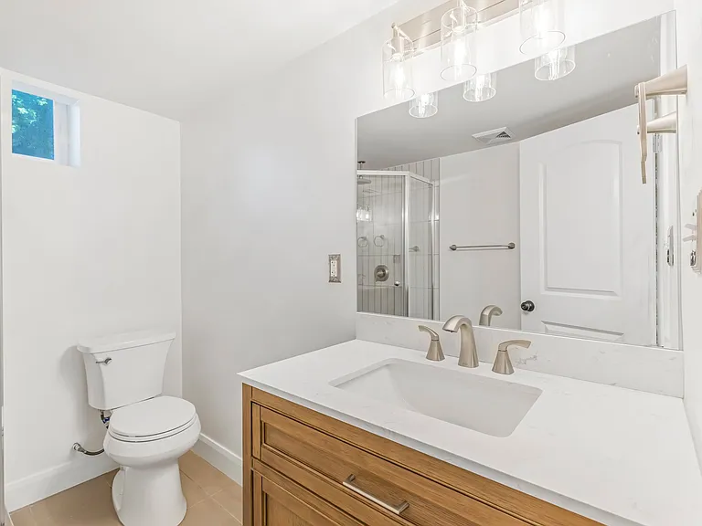 2895 E Cherry Blossom Ln — Photo 15