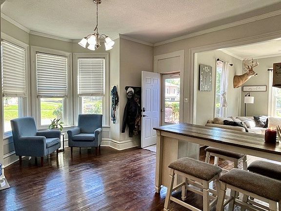 5th image of 413 E Montgomery St