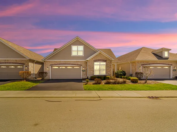 16519 S Fox Run Cir, Plainfield, IL 60586