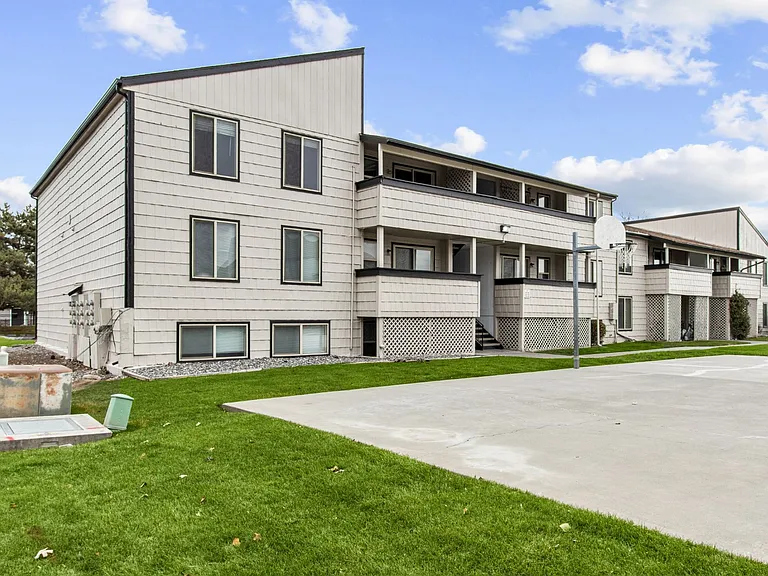 Brix Apartments — Photo 35
