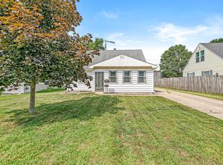 724 Greenview Ave, South Bend, IN 46619