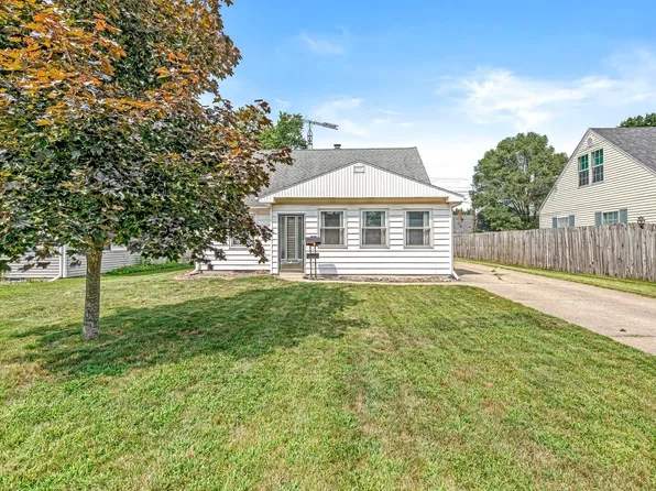 724 Greenview Ave, South Bend, IN 46619