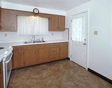 5th image of 315 N 14th St
