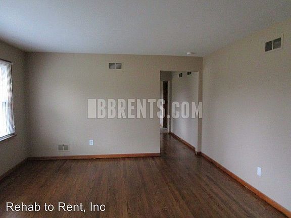 5th image of 4532 Central Ave