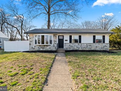 225 Pennsylvania Ave, Clementon, NJ, 08021