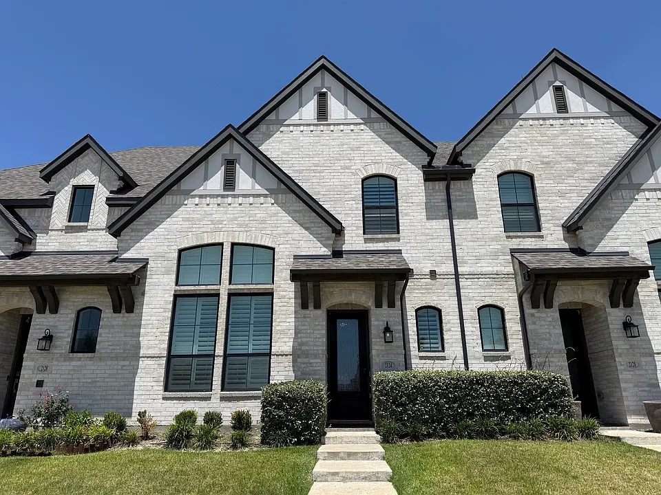 2124 Tolleson Dr