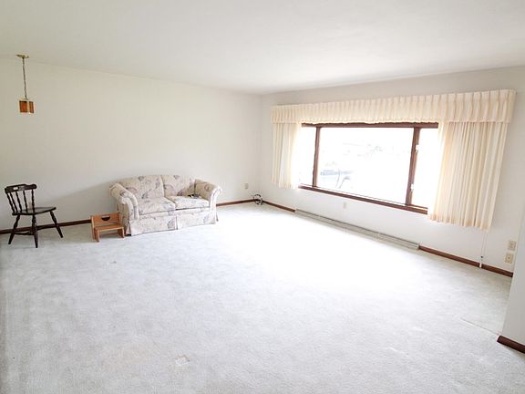 2nd image of 1170 Hasa Ln