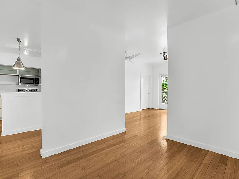 1111 S Akard St #304 — Photo 25