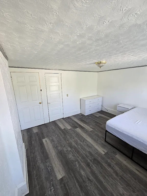 Individual Room for rent Near Cleveland Clinic — Photo 2