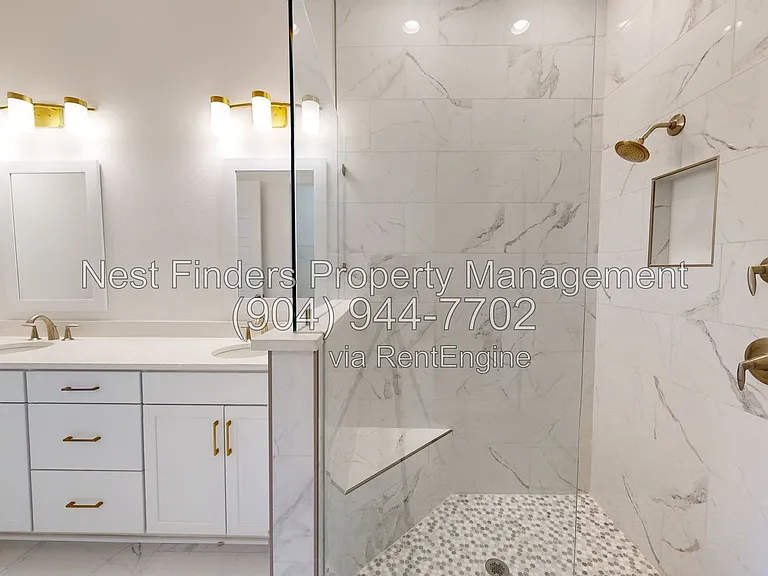 111 Carousel Dr — Photo 18