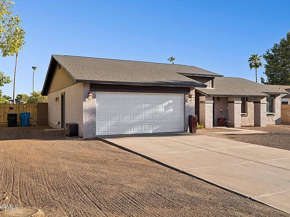 3rd image of 4921 E Winchcomb Drive