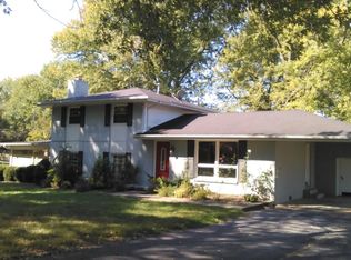 307 Hillaire Dr, Hopkinsville, KY 42240