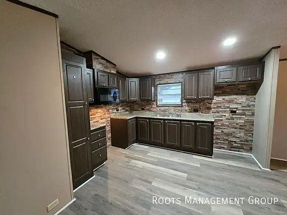 5th image of 1123 Merry Maple Ln #62