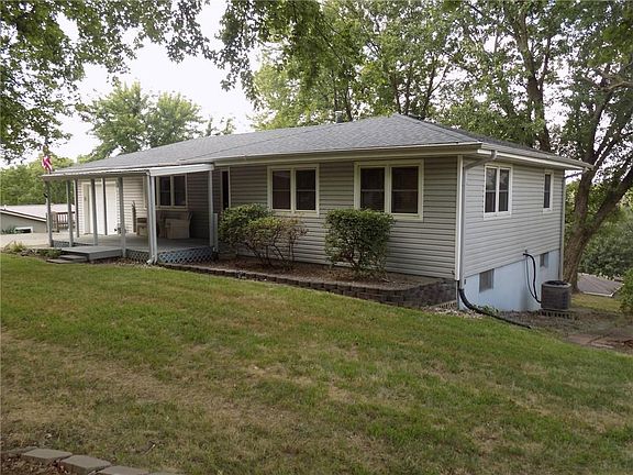 3rd image of 804 N 6th St