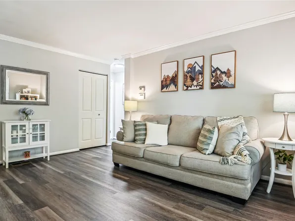 2643 S Walter Reed Dr Unit C, Arlington, VA 22206
