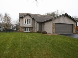 7294 Upper 157th St W, Apple Valley, MN 55124