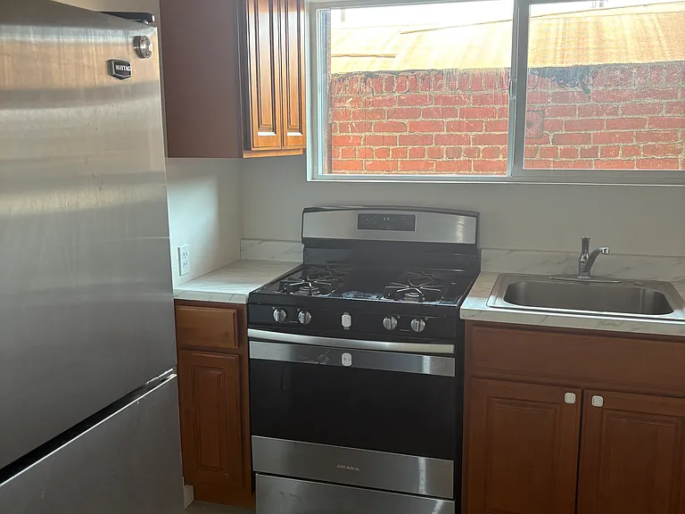 435 W Main St #4 — Photo 10