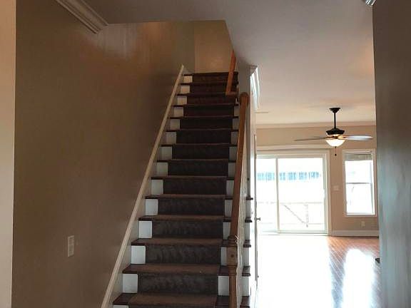 5th image of 4763 Arco Ln