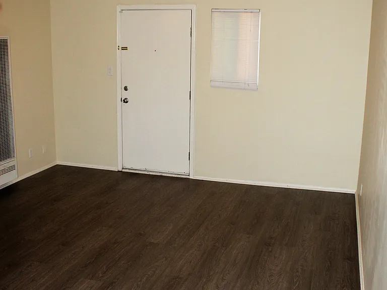 95 S Ann Street Unit 20 Living Room 2_02102023