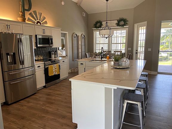5th image of 6090 Tidewater Island Cir