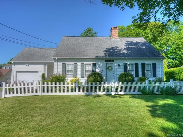 3 Pequot Avenue, Groton, CT 06355