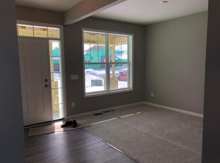 7790 Winter Wheat Way N, Woodbury, MN 55129
