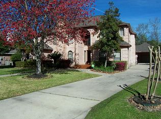 8210 Lake Shore Villa Dr, Humble, TX 77346