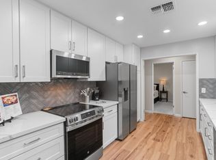 411 Dunbarton Cir, Sacramento, CA 95825