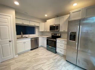 42 King Henry Cir #42, Rosedale, MD 21237