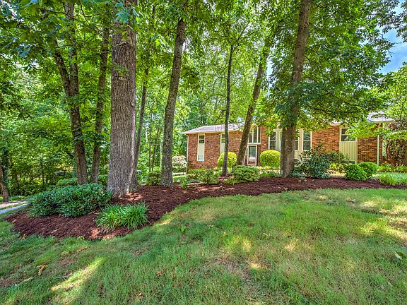 3rd image of 9704 Panama Dr