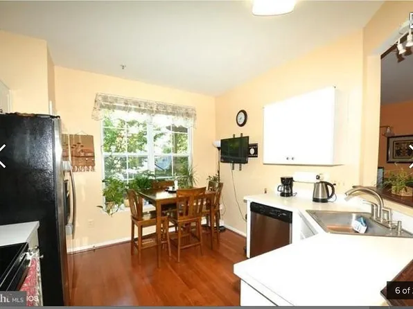 20402 Cool Fern Sq, Ashburn, VA 20147