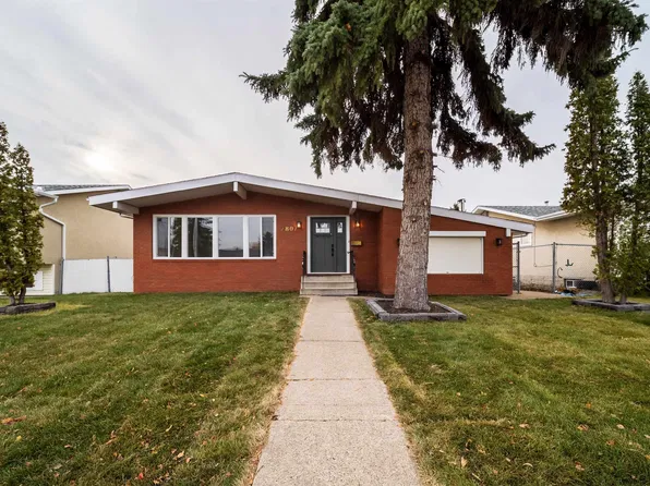 7807 144th Ave NW, Edmonton, AB T5C 2R9