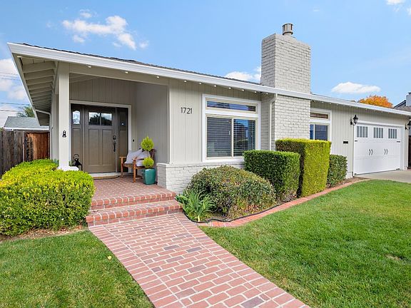 2nd image of 1721 Marina Way