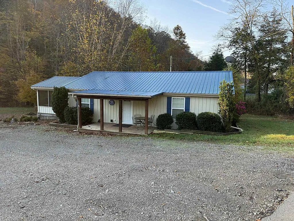 612 Little Indian Dr photo 1