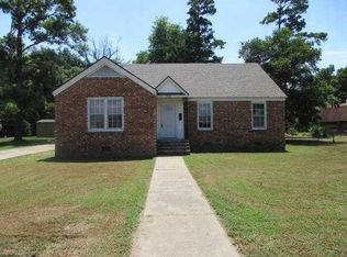 808 5th St, Earle, AR 72331