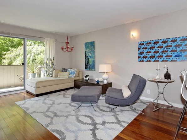 2130 Mountain Blvd APT 206, Oakland, CA 94611